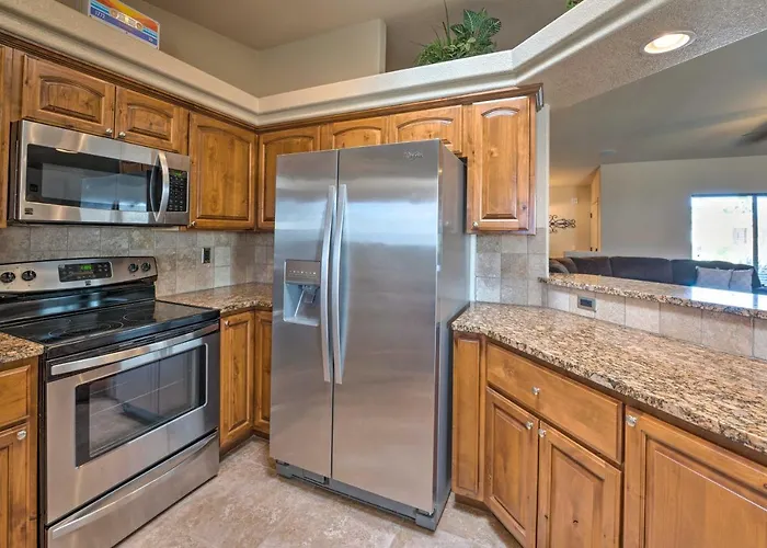 Holiday home Bright Havasu With New Backyard Oasis! Lake Havasu City