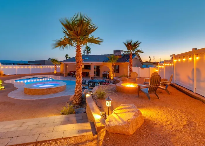 Bright Havasu With New Backyard Oasis! *