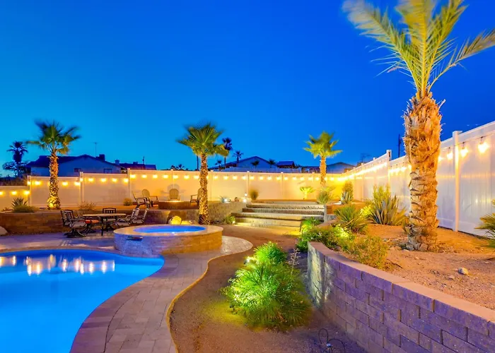 Bright Havasu With New Backyard Oasis!